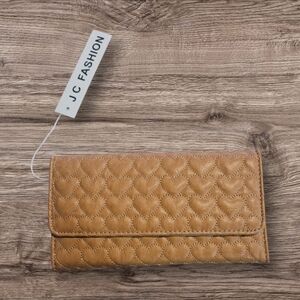 Ampere Creations Stitched Quilted Hearts Design Wallet Camel Color New